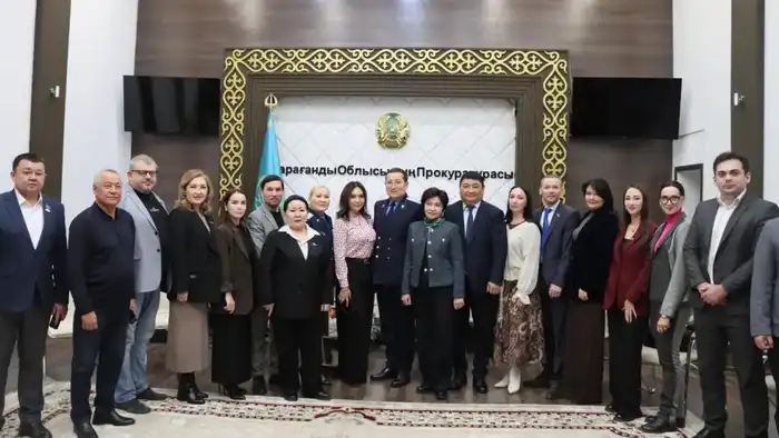 Повышение правовой грамотности и доверия к прокуратуре: акция "Азбука правопорядка" в Карагандинской области Атырау