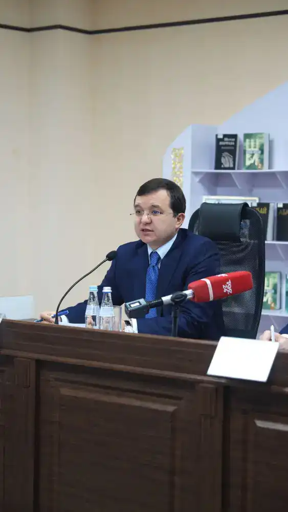 Мосты общения: Вице-министр транспорта Жанибек Тайжанов наладил диалог с жителями Жамбылской области Атырау