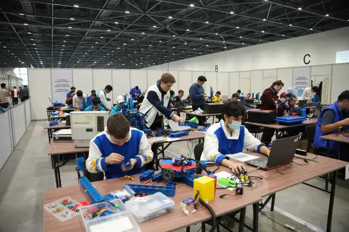 В республиканском чемпионате WorldSkills Kazakhstan 2025 засияли 15 новых звезд компетенций Атырау