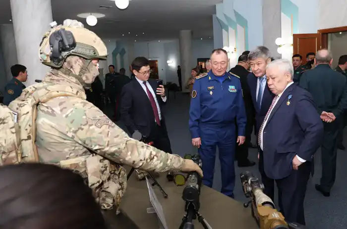 Круглый стол в Астане: обсуждение прав военнослужащих и повышение престижа службы Атырау