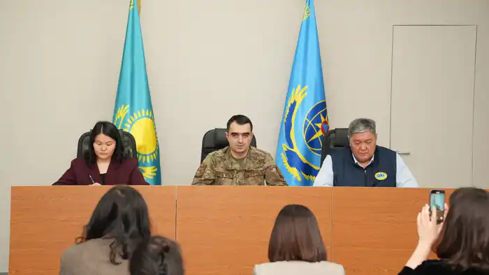 Зимние злоключения: спасено 1137 человек от снега! Атырау