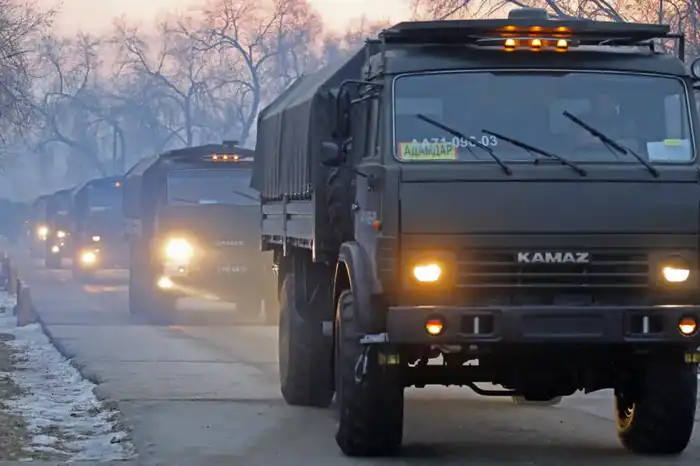 Новый учебный год в Вооруженных силах: акцент на боевую готовность и подготовку личного состава Атырау