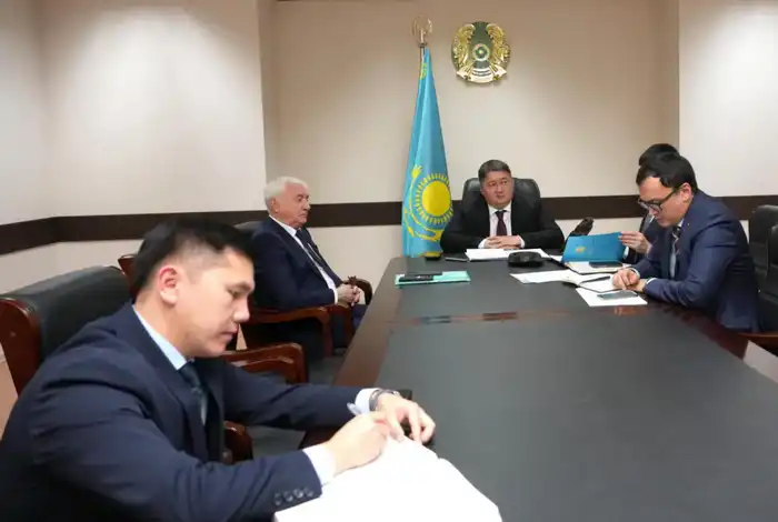 Казахстанская авиация готовится к праздникам Атырау
