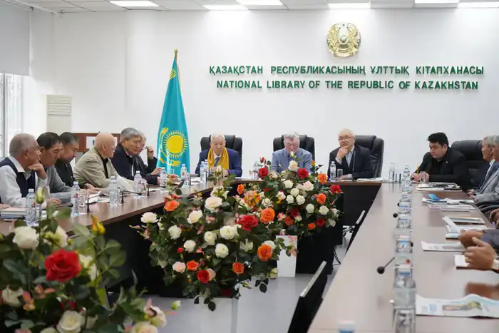 Культурное наследие и память: вечер, посвящённый Токашу Бердиярову в Алматы Атырау