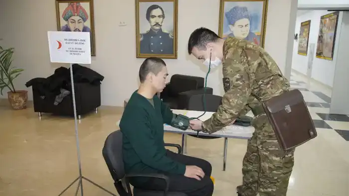 Международное внимание к боеготовности подразделений в Национальном университете обороны Атырау