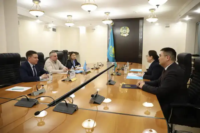 Казахстан и ООН: Сажая семена волонтёрства, вместе растим будущее Атырау