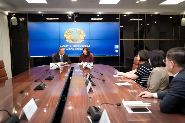 Создание научно-исследовательской инфраструктуры в казахстанских школах: шаг к формированию нового поколения ученых Атырау