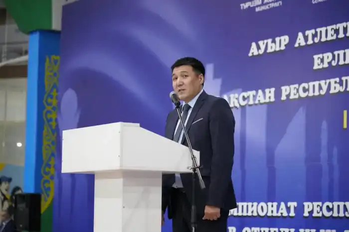 Чемпионат страны по тяжелой атлетике в Астане: участие 177 спортсменов из 17 регионов Атырау