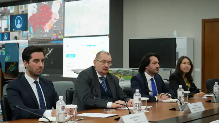 Корабли безопасности: вице-министр по ЧС и Глава Офиса программ ОБСЕ обсуждают курс на защиту Казахстана Атырау
