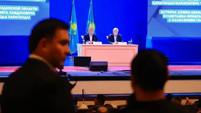 В Караганде аким Ермаганбет Булекпаев объявил о создании нового парка в районе Голубых Прудов Атырау