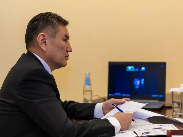 Обсуждение проблем граждан: аким ВКО поддержал жительницу, пострадавшую от недостроенного жилого комплекса Атырау