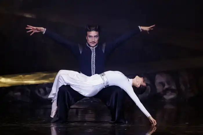 В Казахском национальном театре имени Абая состоялась премьера балета «Ұлы Жібек Жолы», посвященного Великому Шелковому пути Атырау