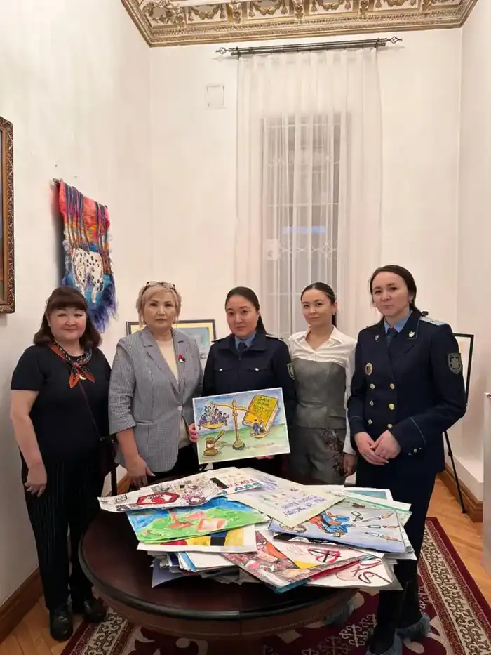 В Астане завершился конкурс рисунков для школьников на тему закона и порядка Атырау