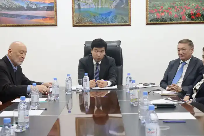 В Алматы обсудили актуальные вопросы библиотечного дела и книгоиздания (5)