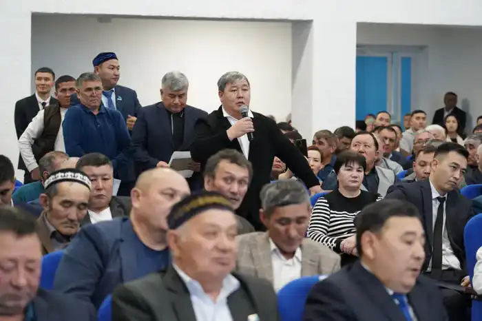 Встреча Марата Ахметжанова с жителями Ерейментауского района обсуждение сельского хозяйства и инфраструктуры Атырау