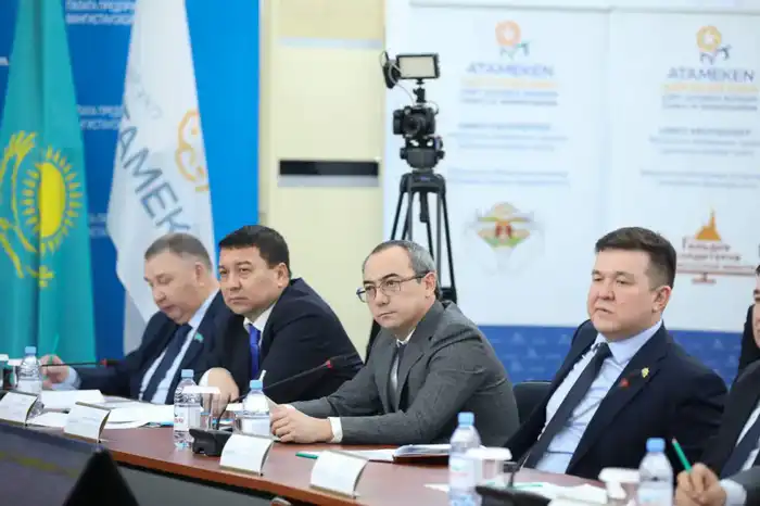 Нурдаулет Килыбай обсудил с бизнесменами Мангистау развитие предпринимательства и улучшение делового климата Атырау