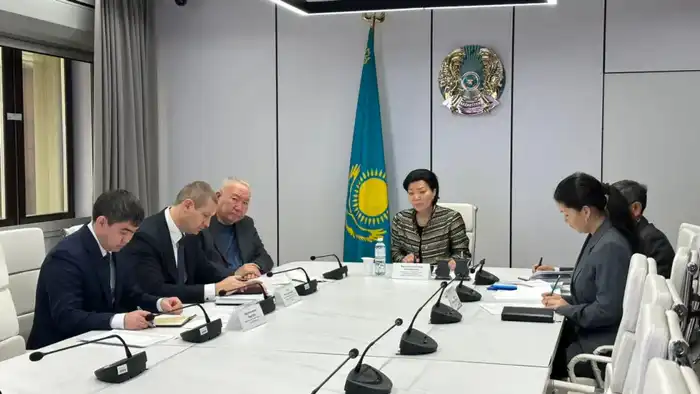 Прием граждан Светланы Жакуповой по вопросам социального обеспечения Атырау