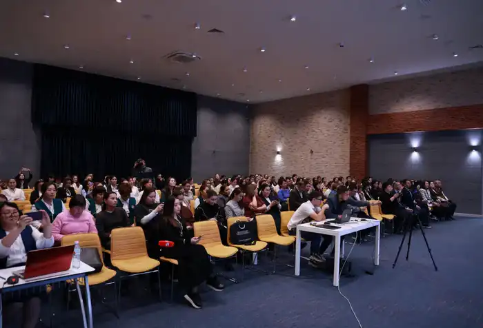 Диалог вице-министра науки и высшего образования с жителями Алматинской области: новые инициативы для высшего образования в Казахстане Атырау