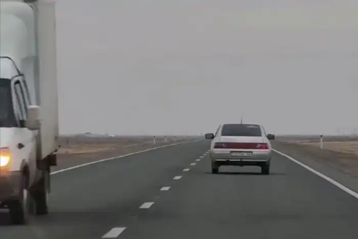 На трассе Атырау – Астрахань снято ограничение скорости до 60 км/ч: Патрульная полиция сообщает об изменениях в организации движения Атырау
