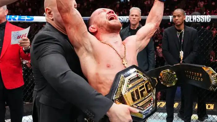 Пётр Ян не смог завоевать титул чемпиона UFC в легчайшем весе в поединке с действующим чемпионом Атырау