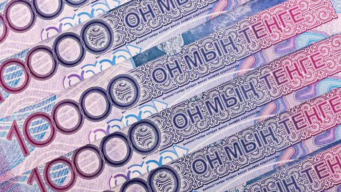 Министерство труда и социальной защиты населения Казахстана озвучило данные о самых высоких окладах в стране, которые варьируются от 500 тысяч до 1,9 миллиона тенге. В отчете также представлены наиболее востребованные профессии, что подчеркивает актуальны Атырау
