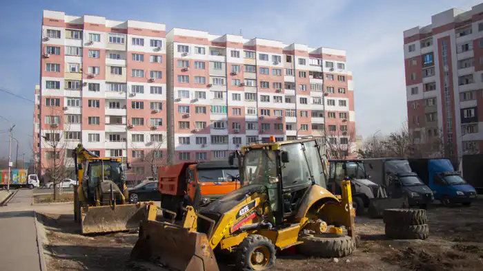 Зердели: дома накренились, страхи о землетрясениях растут Атырау