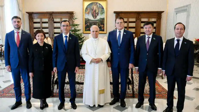 Президент Токаев приглашает Папу Римского в Казахстан: шаг к межконфессиональному диалогу и укреплению социальной сплоченности Атырау