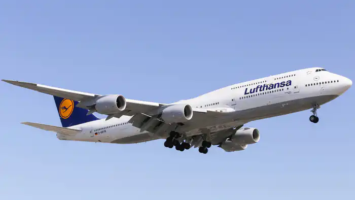 Самолет Lufthansa экстренно сел в Алматы из-за смерти пассажира во время рейса Мюнхен — Пекин. Атырау