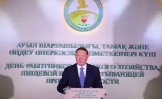 Аким Костанайской области отметил важность труда сельских работников на празднике в их честь