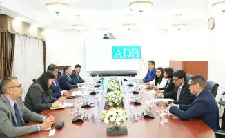 Казахстан и АБР обсуждают стратегии устойчивого развития на встрече Министра экологии с Генеральным директором