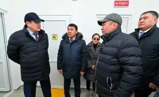 Аким области ознакомился с работой нового медицинского пункта в селе Малтүгел, улучшая доступ к здравоохранению для местного населения