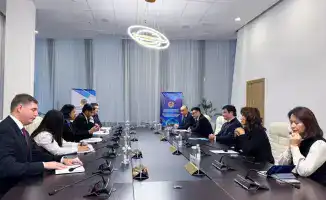 Асет Иргалиев встретился с Генеральным директором АБР по Центральной и Западной Азии Леей Гутиеррес для обсуждения вопросов развития и инвестиций в Казахстане.