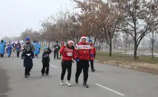 Семейный забег в Алматы: шаг к единству