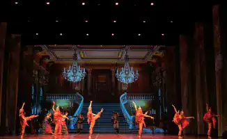 Премьера балета Золушка в Алматы с хореографом Екатериной Волковой и японской балериной Минами Ватанабэ