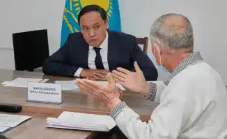 Аким Жамбылской области Ербол Карашукеев провёл приём граждан в Таразе