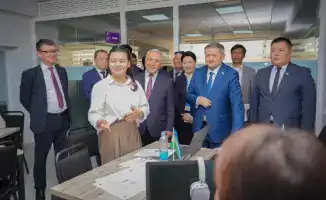 Посещение министра науки и высшего образования Казахстана Чирчикского филиала ЮКИУ: обсуждение академической мобильности и инновационных проектов между Казахстаном и Узбекистаном