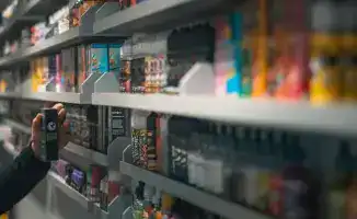 рейд по выявлению незаконной продажи вейпов в магазинах Байконыра