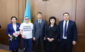 Награждение лучших специалистов здравоохранения в регионе Ұлытау: вклад в международное развитие медицины