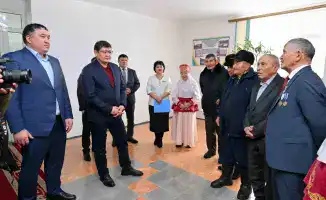 Аким области Берик Уали посетил село Шынкожа и встретился с жителями