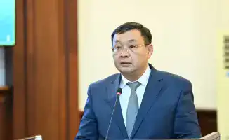 На перекрестке с фермерами: Канат Бозумбаев прокладывает путь к устойчивому вегетационному будущему