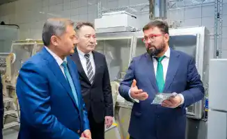 Посещение университетов России министром науки и высшего образования РК Саясатом Нурбеком