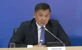 Брифинг КТЖ: Алдыбергенов и неловкий момент на сцене