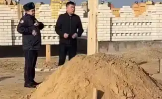 Расследование повреждения могил в Еркинкале: полиция проводит оперативно-розыскные мероприятия
