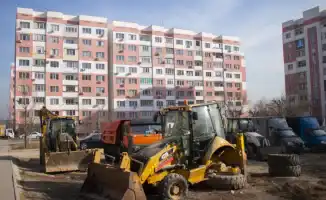 Зердели: дома накренились, страхи о землетрясениях растут