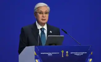 Касым-Жомарт Токаев объявил о создании специальной награды на церемонии награждения лауреатов премий "Алтын сапа" и "Парыз". В ходе мероприятия были также подведены итоги республиканского конкурса "Лучший".