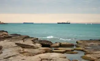 Украина наносит удары по российским объектам в Каспийском море: последствия для региональной безопасности и общественного мнения