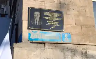 Вечный факел памяти: Атырау увековечивает журналиста-фронтовика Ивана Свербихина на 105-летие 'Прикаспийской коммуны'