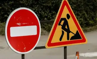 Атырау: временное ограничение движения на улице Крупской в субботу приведет к заторам и неудобствам для жителей