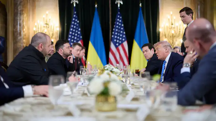 Трамп и Зеленский не нашли решения по Донбассу в Мар-а-Лаго Атырау