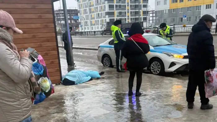 Труп мужчины на автобусной остановке в Астане: тревожный сигнал о безопасности в общественных местах Атырау